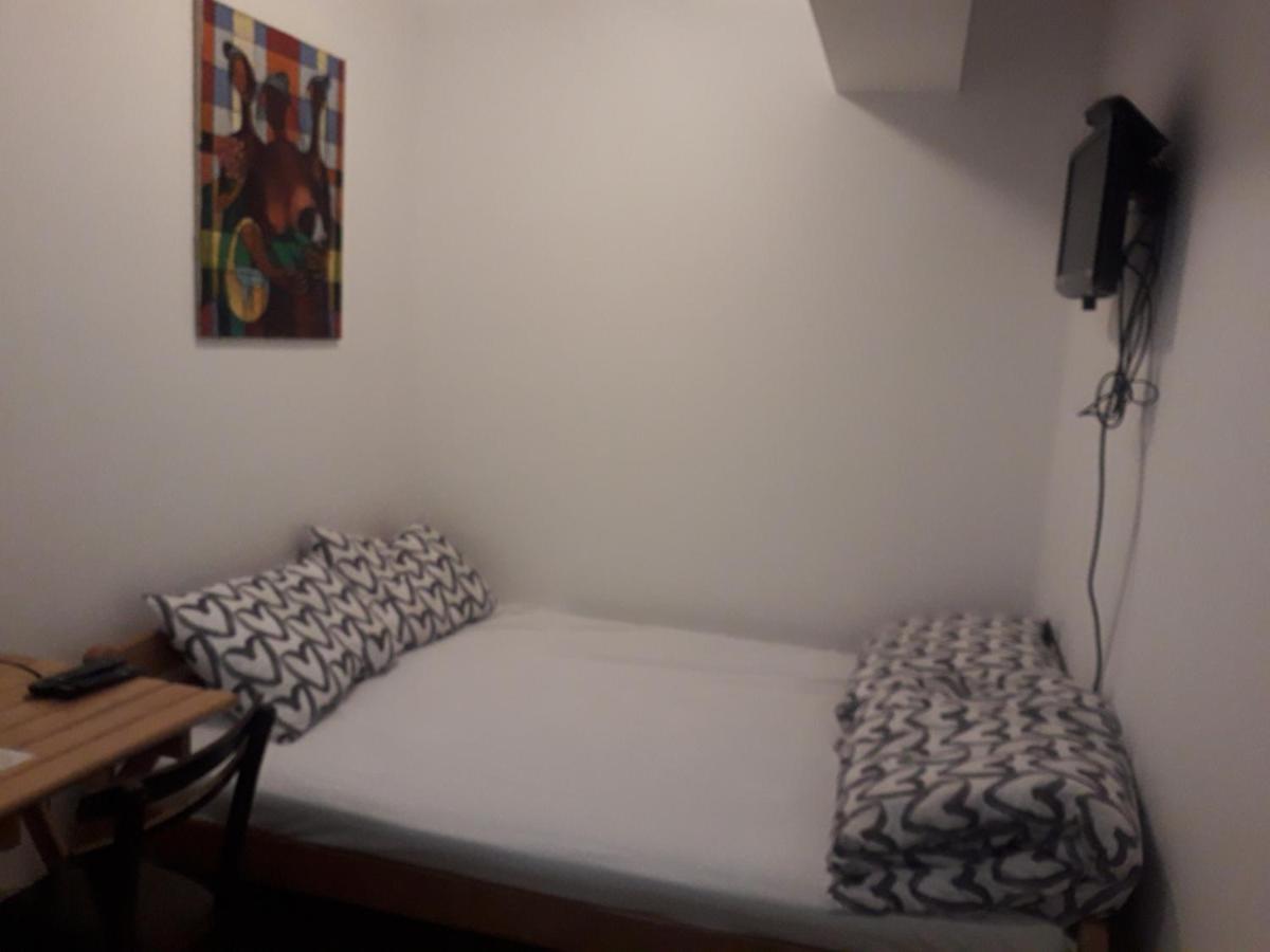 Jasmin Hotel Belgrado Buitenkant foto