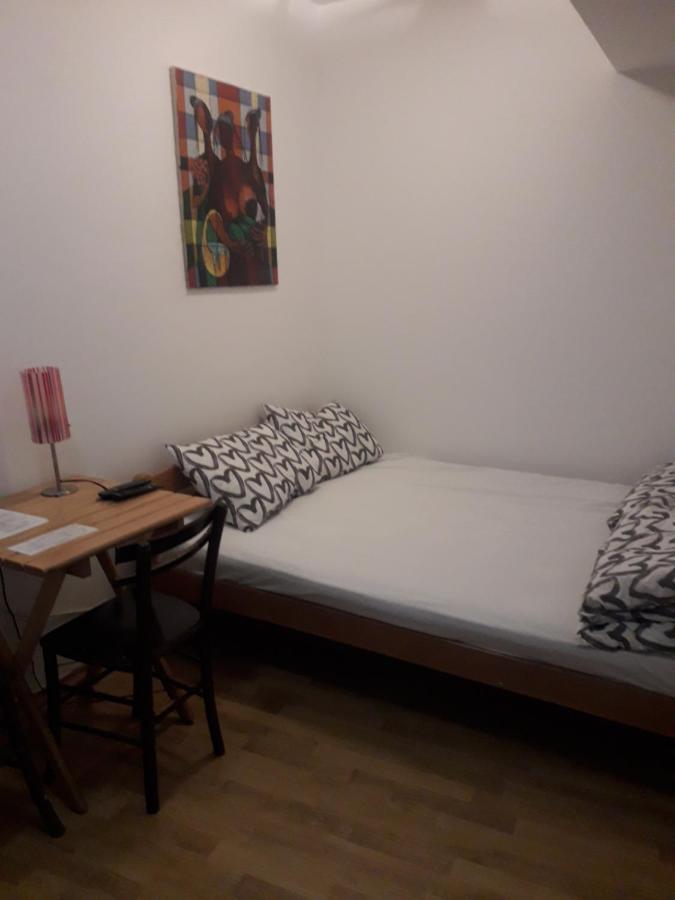 Jasmin Hotel Belgrado Buitenkant foto
