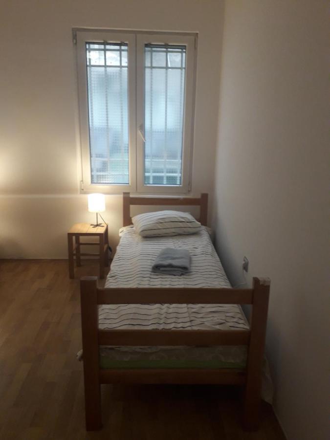 Jasmin Hotel Belgrado Buitenkant foto