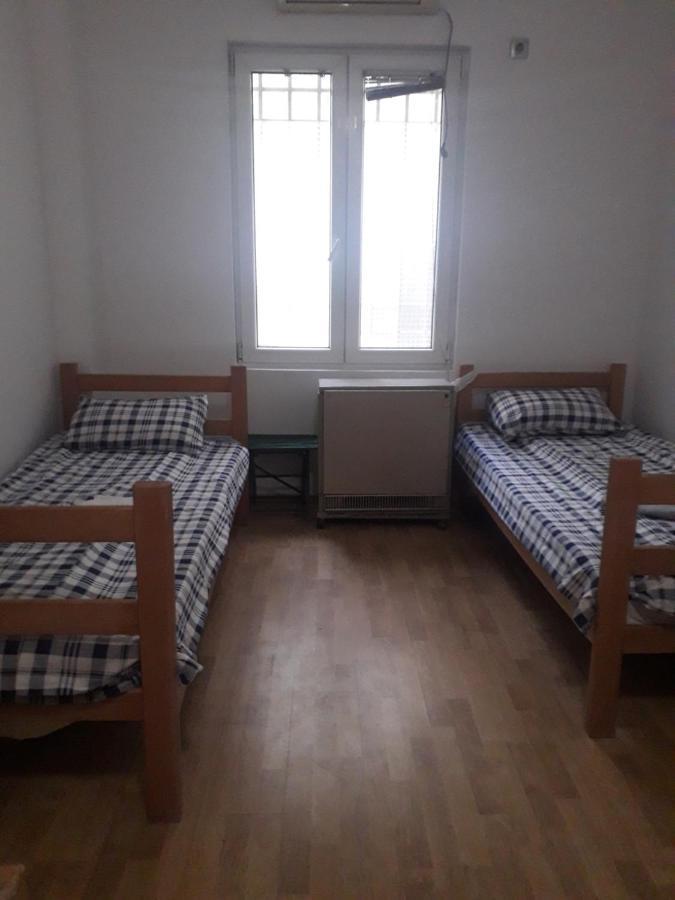 Jasmin Hotel Belgrado Buitenkant foto